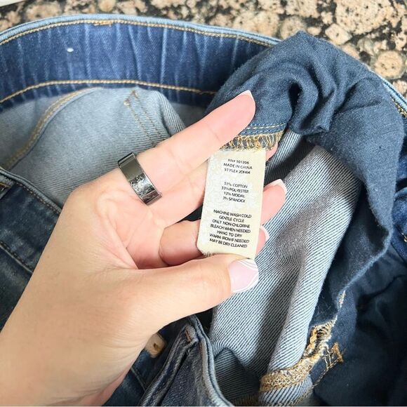 Soft Surroundings The Ultimate Denim Relaxed Straight Blue Jeans Size M - Picture 5 of 6